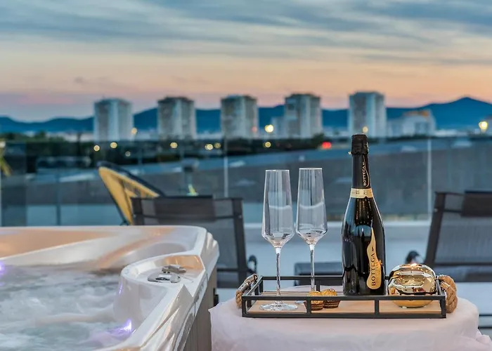 Luxury Majpruz Suites I